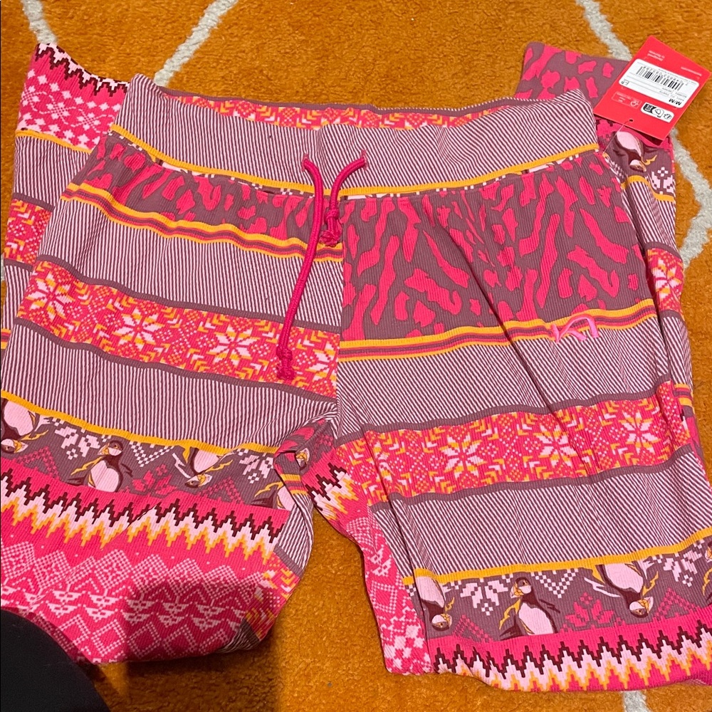 Colorful Patterned Leggings - Picture 2 of 3